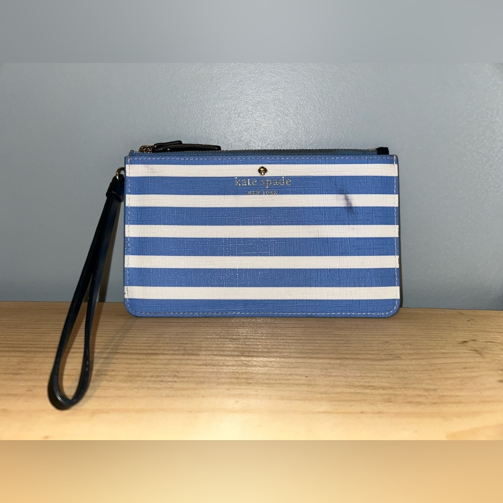 Kate Spade Clutch Wristlet 💙🤍💙